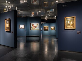 Installationsansicht der Ausstellung RENDEZVOUS DER TRÄUME. Surrealismus und deutsche Romantik, 13. Juni bis 12. Oktober 2025, Foto: Fred Dott Installationsansicht der Ausstellung RENDEZVOUS DER TRÄUME. Surrealismus und deutsche Romantik, 13. Juni bis 12. Oktober 2025, Foto: Fred Dott