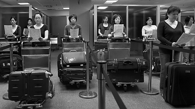 Chen Chieh-jen (*1960) Empire’s Borders I, 2008-2009 (Still) Single-Channel video, 35mm transferred to digital file, colour and b/w, sound, 26:50 minutes © Courtesy of Chen Chieh-jen Studio Chen Chieh-jen (*1960) Empire’s Borders I, 2008-2009 (Still) Single-Channel video, 35mm transferred to digital file, colour and b/w, sound, 26:50 minutes © Courtesy of Chen Chieh-jen Studio